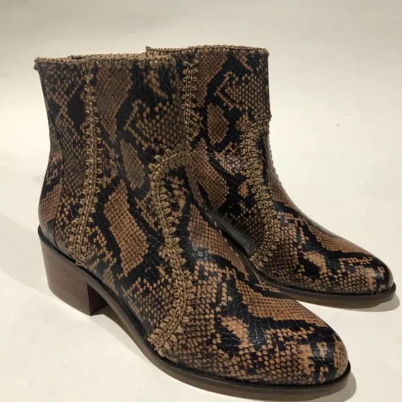 Chelsea & Violet Womens CV Lucy Ankle Zip Boot 6.5 - Picture 1 of 10